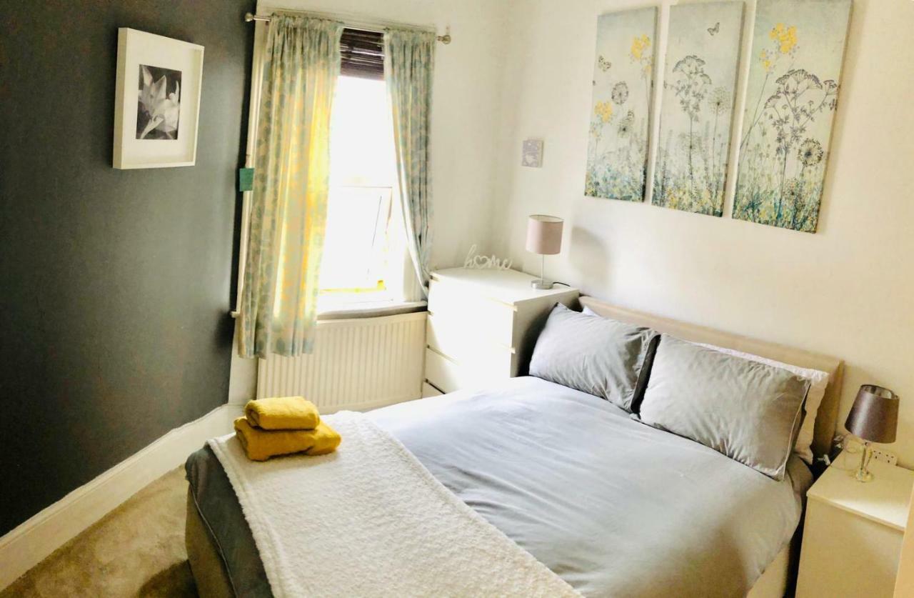 Heathfield Sq London Bagian luar foto